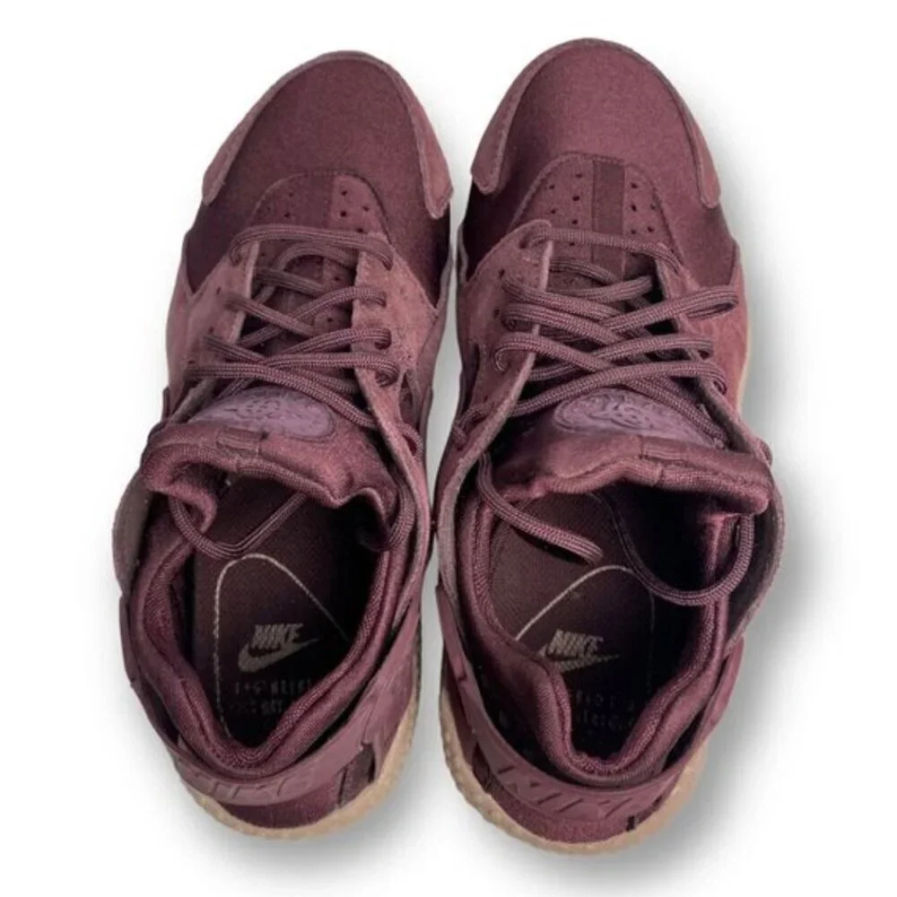 Nike Air Huarache Run Burgundy Crush Suede Sneakers BV1170-600 Women’s Size 11